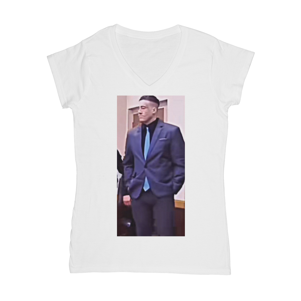 wade in a suit Wade Wilson Classic Women's V-Neck T-Shirt